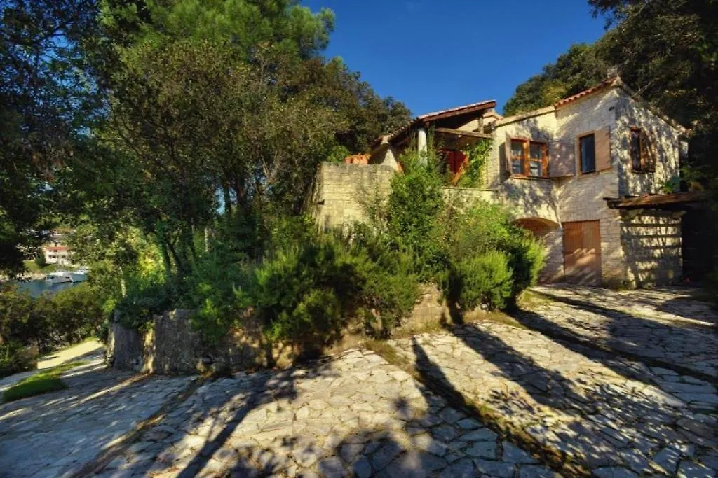 Mala Villa Krnica